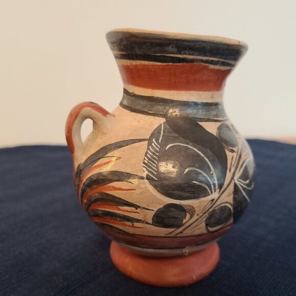 Vintage Folk Art Clay Pottery Mini Jug Pitcher - Unmarked - Made in Mexico? - Picture 5 of 10